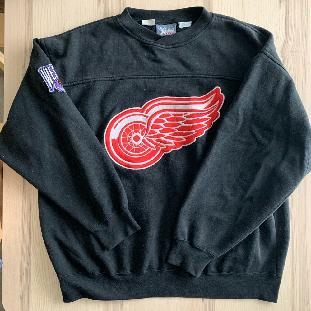 NHL Detroit Red Wings Vintage Crew Neck Sweatshirt